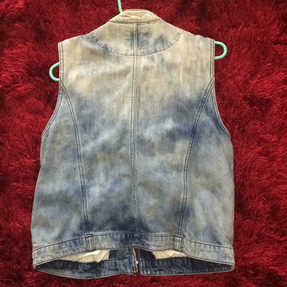 Sleeveless vest jacket - Picture 5 of 5